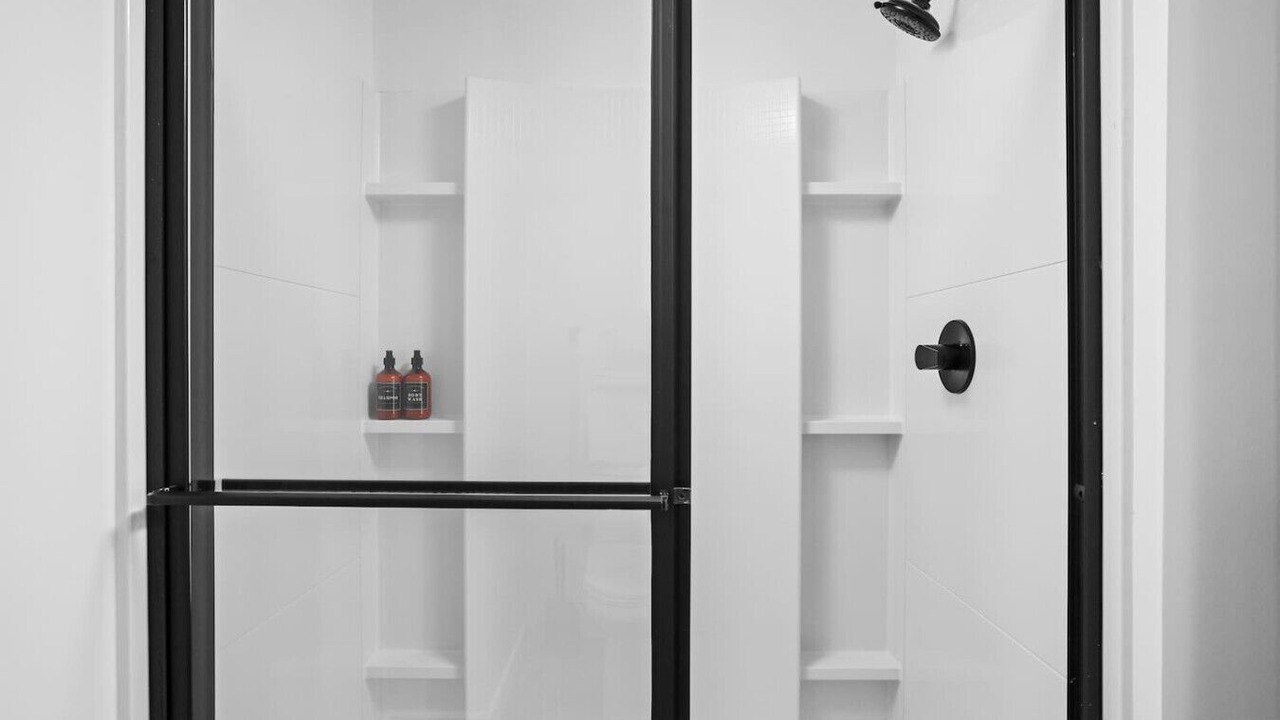 Photo of Bathroom in Mile Square