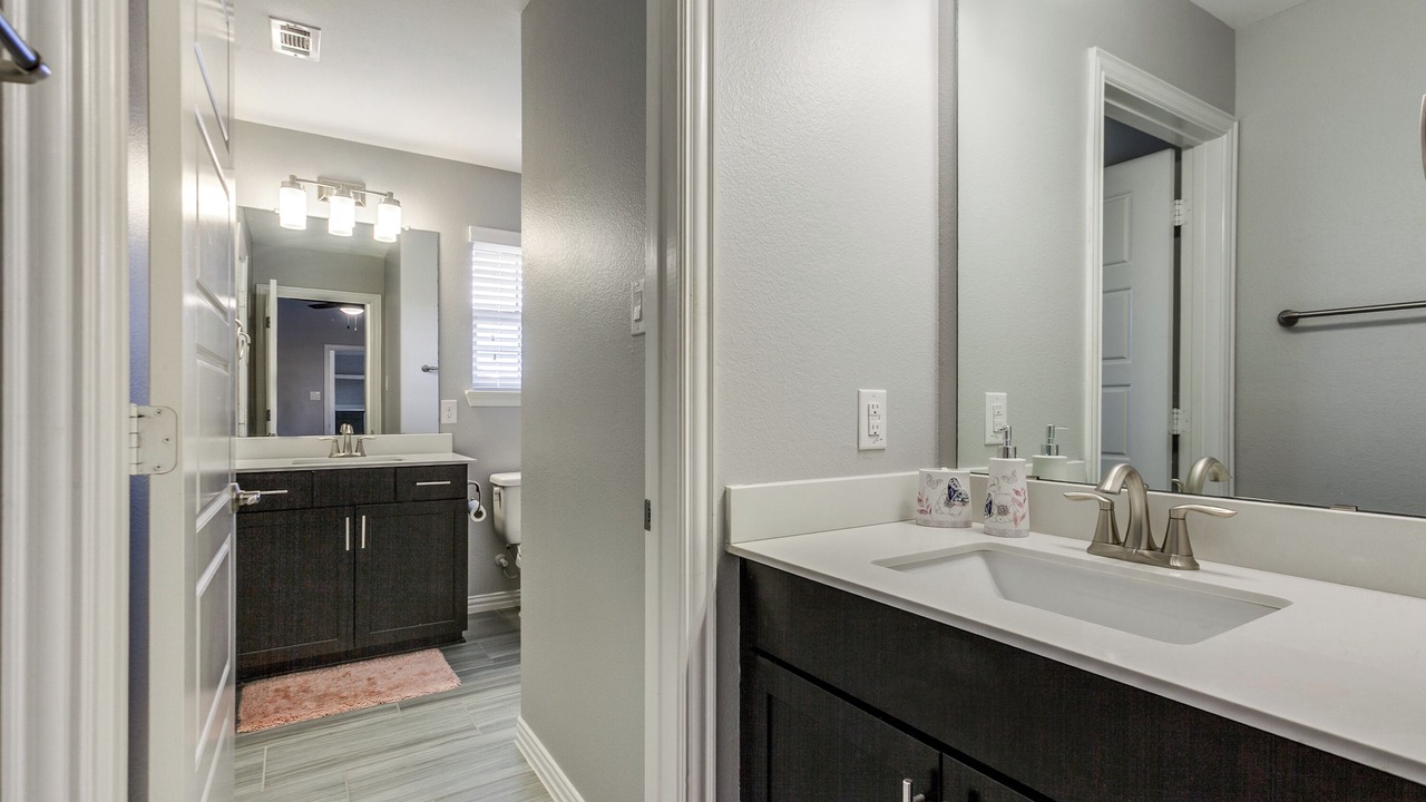Photo of Bathroom in Frisco