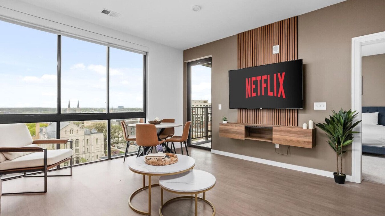 Photo of Livingroom in Mile Square