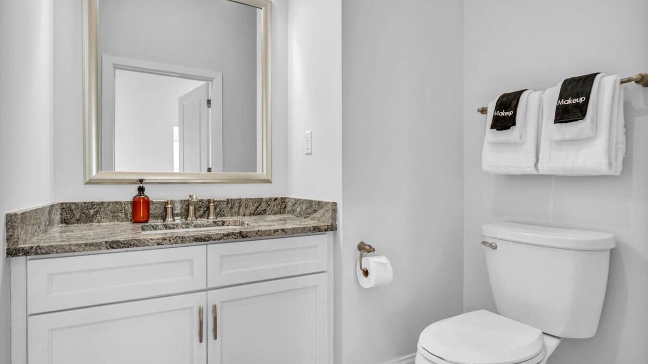 Photo of Bathroom in Playhouse Square