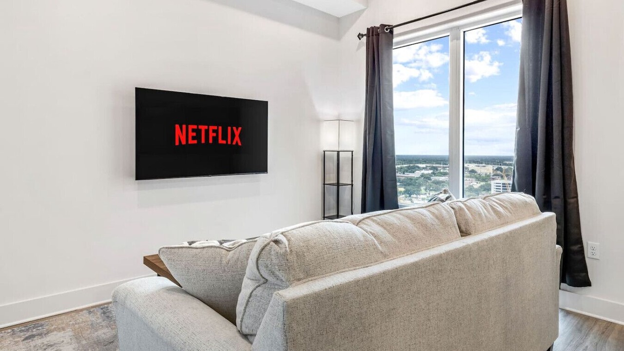 Photo of Livingroom in Channel District