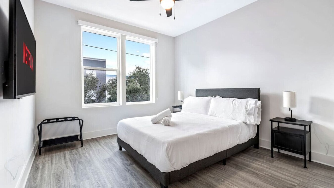 Photo of Bedroom in Channel District