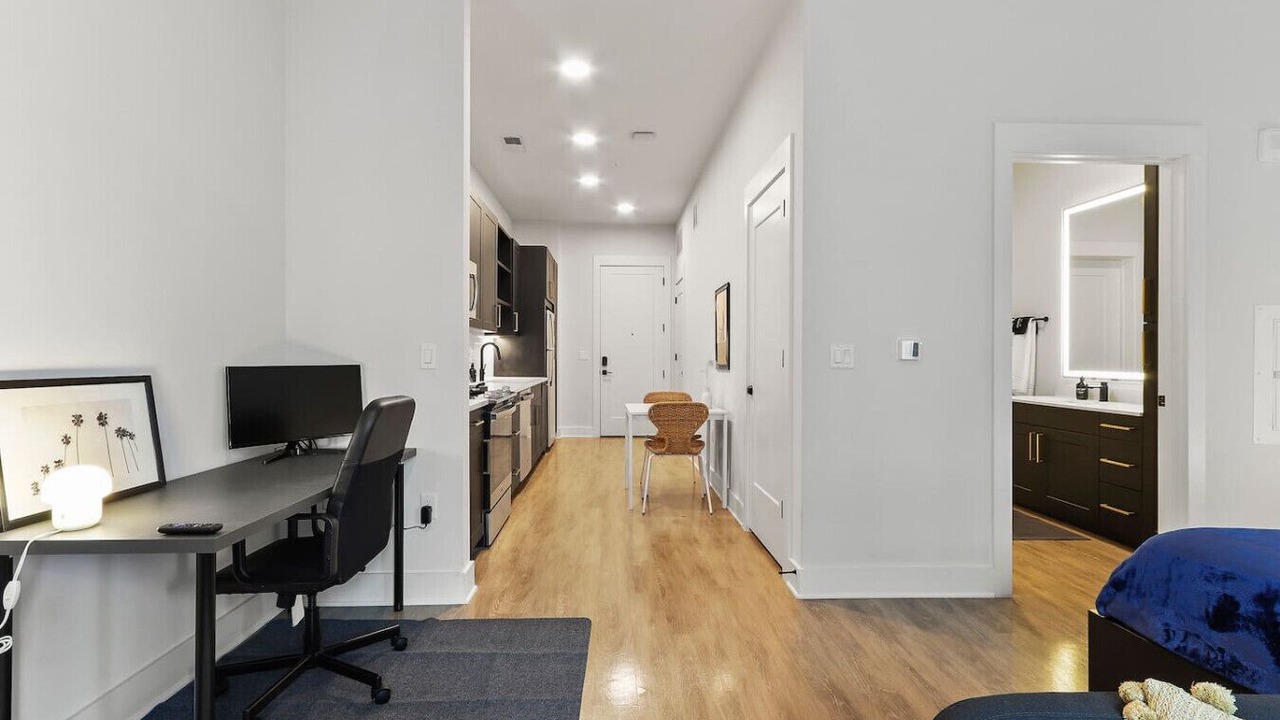 Photo of Bedroom in North Hyde Park