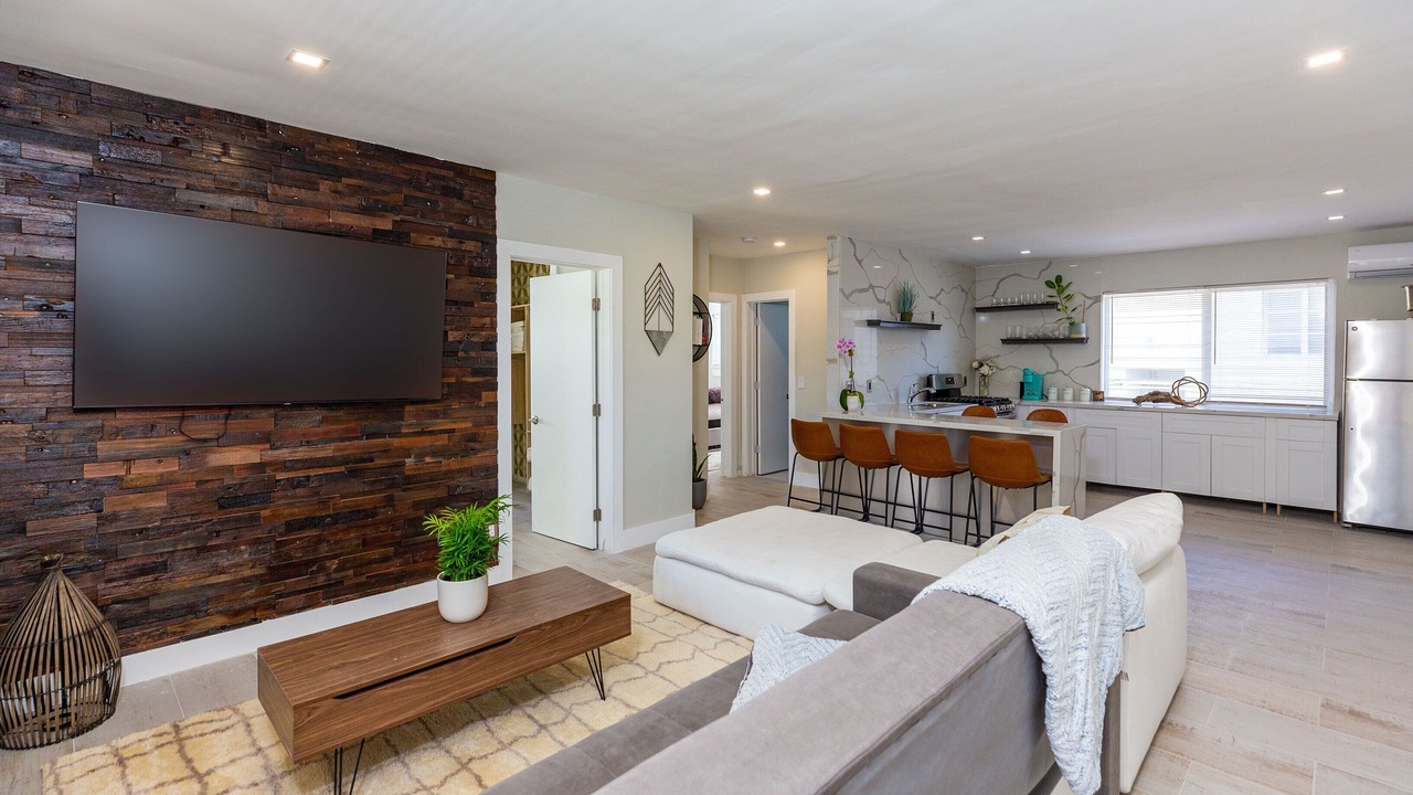 Photo of Livingroom in Surfside