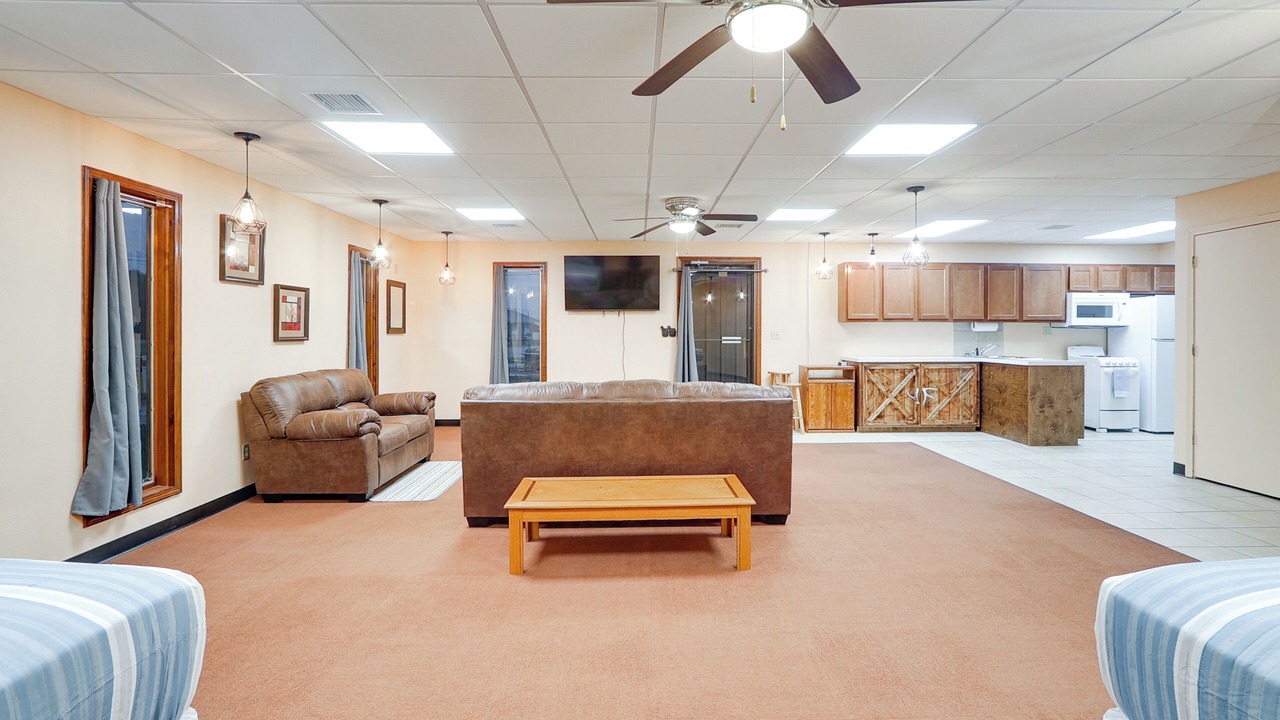 Photo of Livingroom in Fredonia