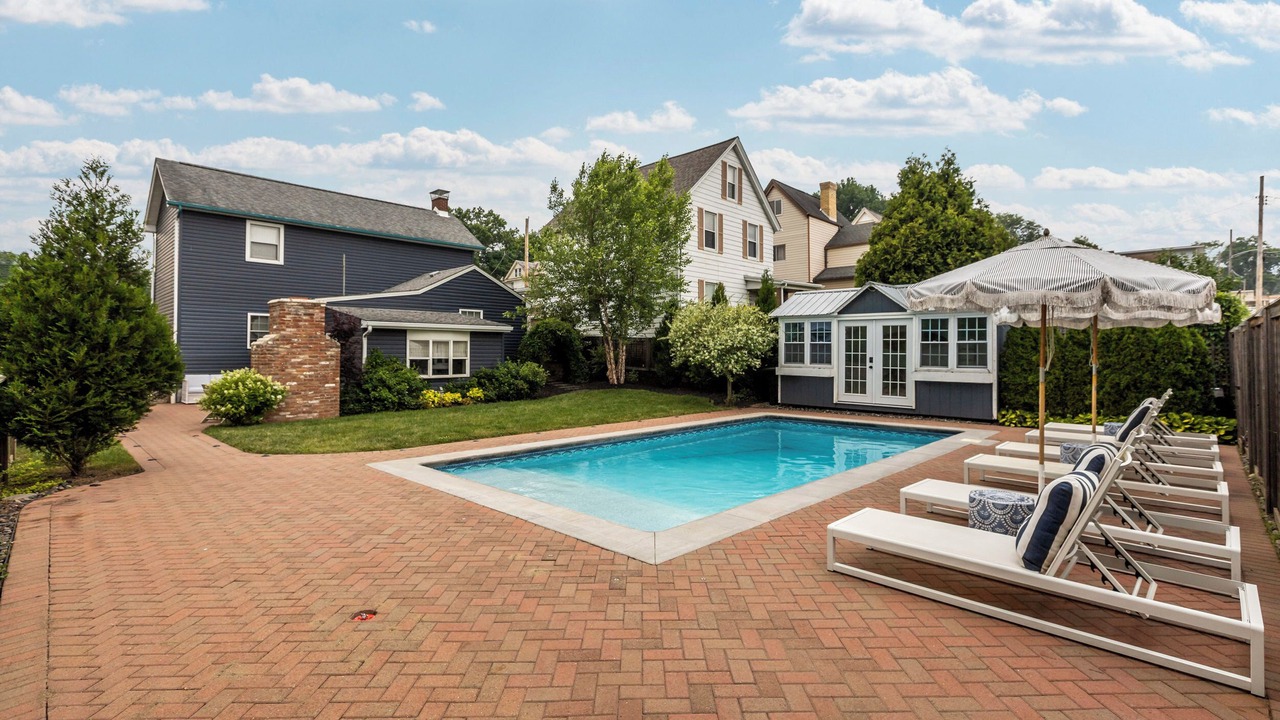 Photo of Outdoor in Carnegie