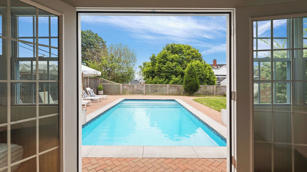 Photo of Outdoor in Carnegie