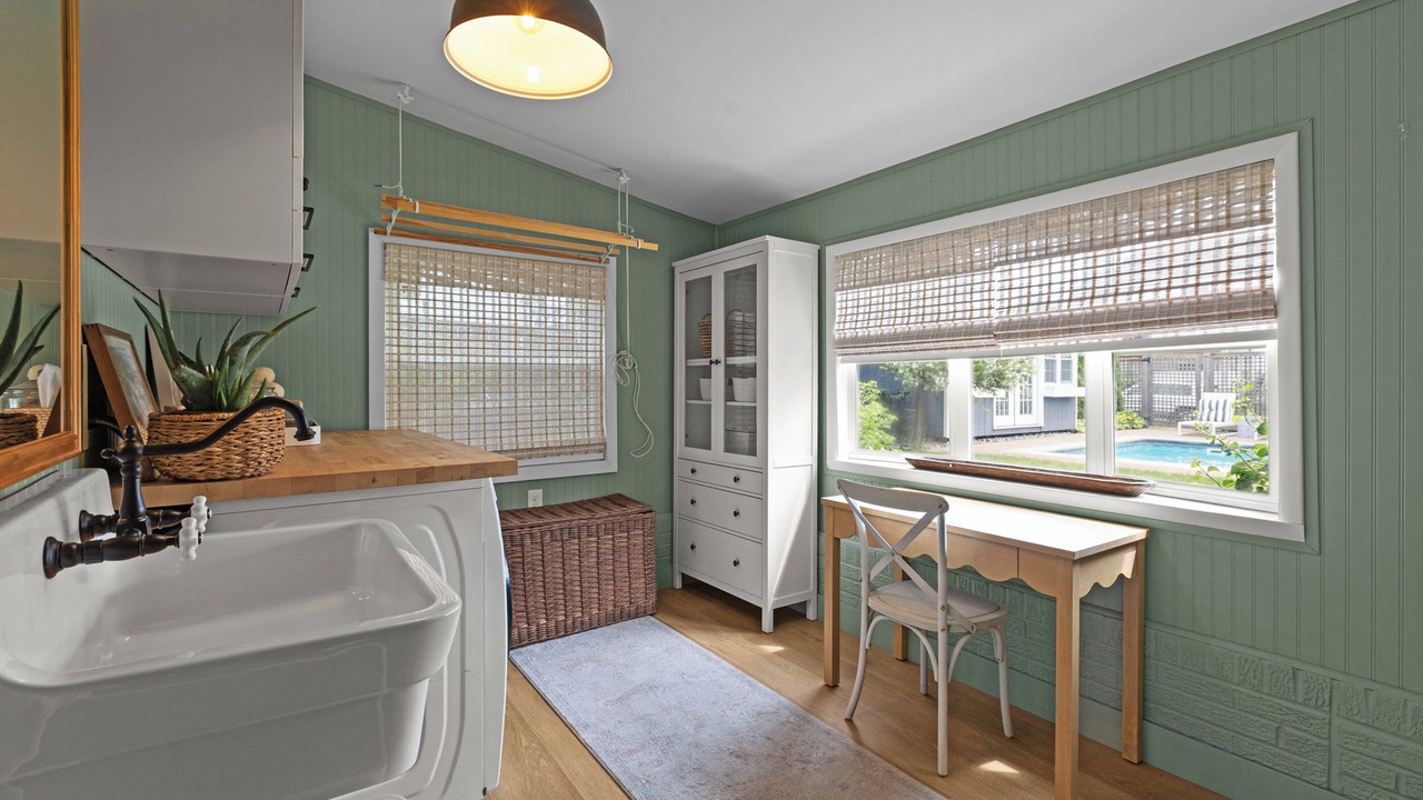 Photo of Others in Carnegie