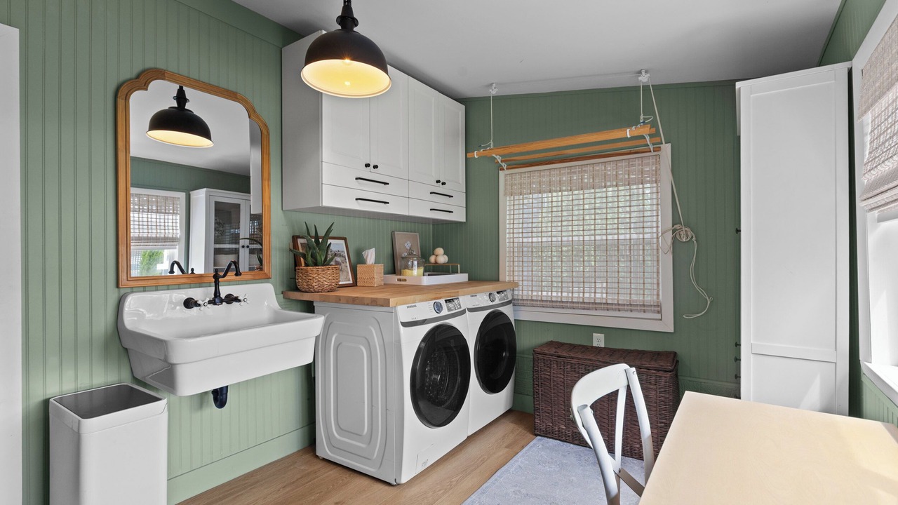 Photo of Others in Carnegie