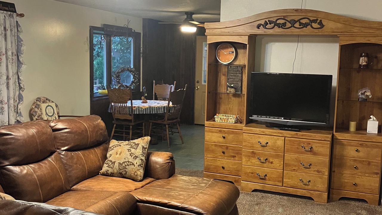 Photo of Livingroom in Bruner
