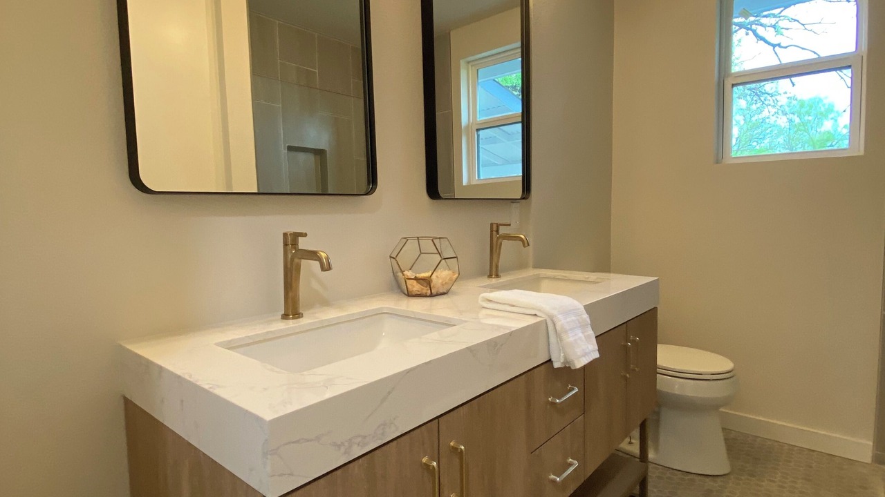 Photo of Bathroom in Granite Shoals