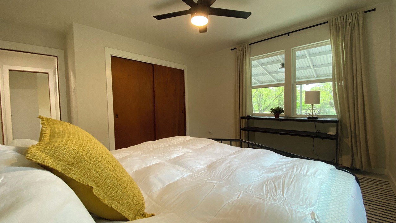 Photo of Bedroom in Granite Shoals