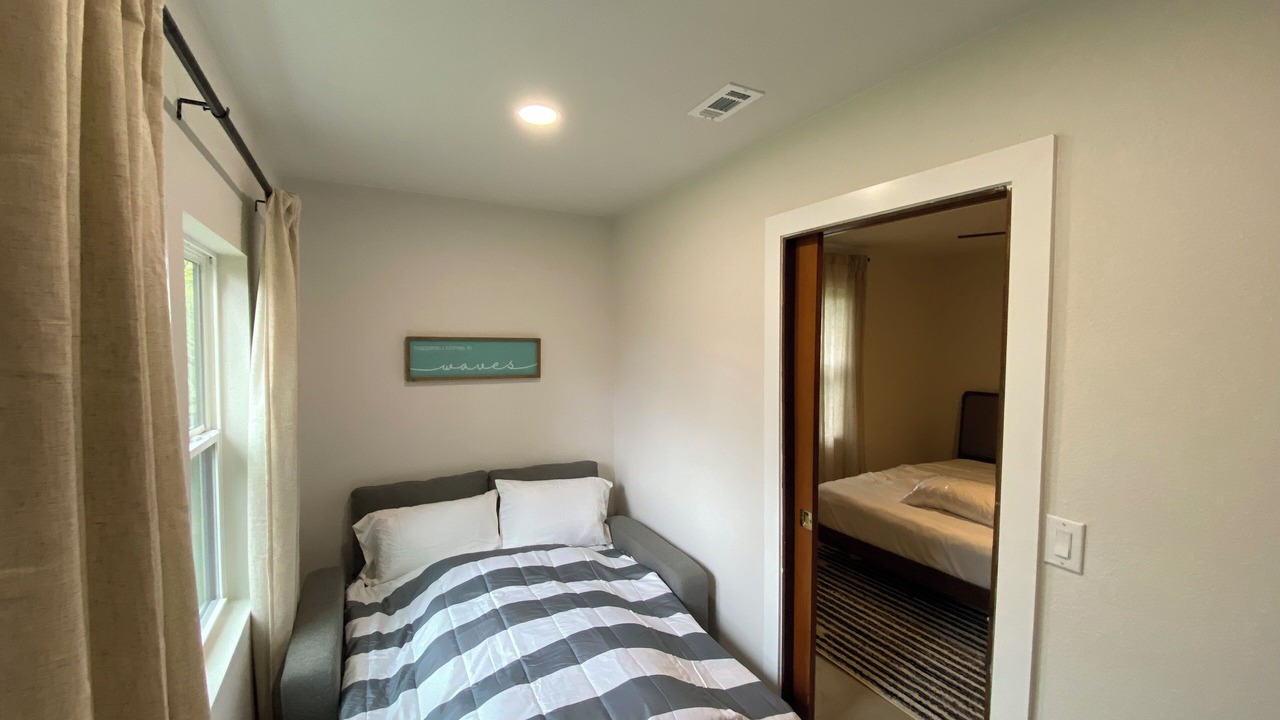 Photo of Bedroom in Granite Shoals