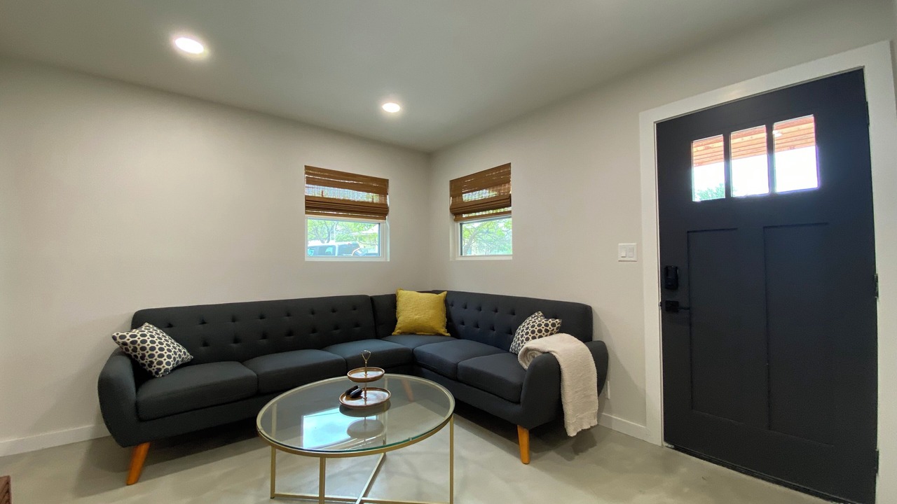 Photo of Livingroom in Granite Shoals