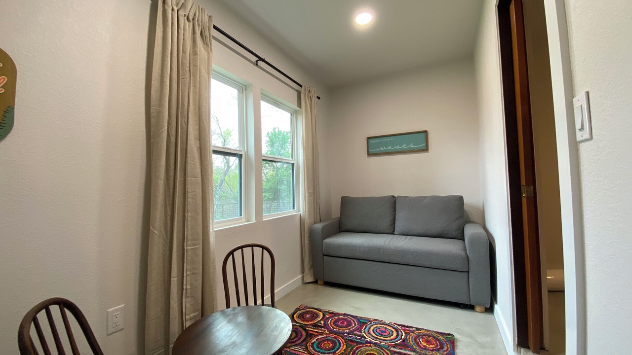 Photo of Livingroom in Granite Shoals