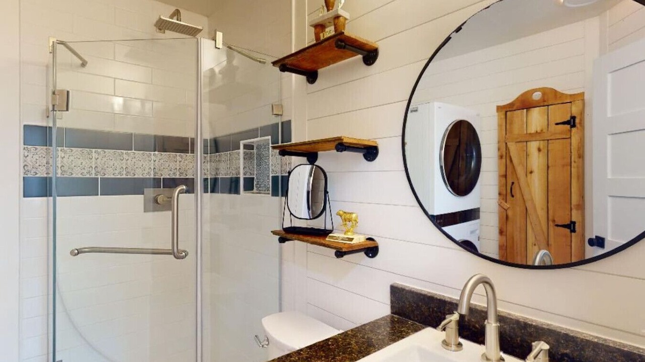 Photo of Bathroom in College Station