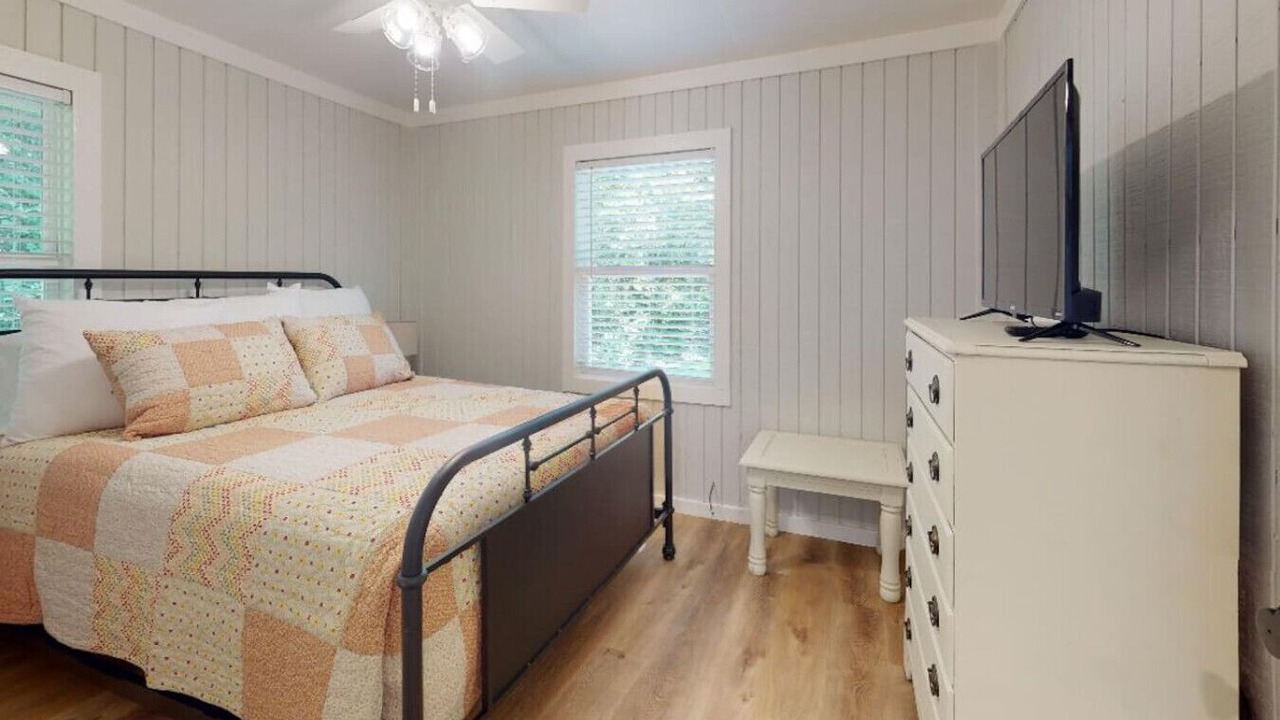 Photo of Bedroom in College Station