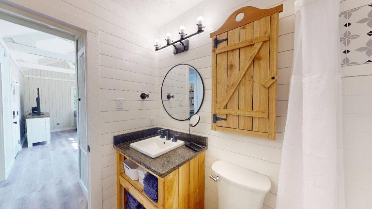 Photo of Bathroom in College Station