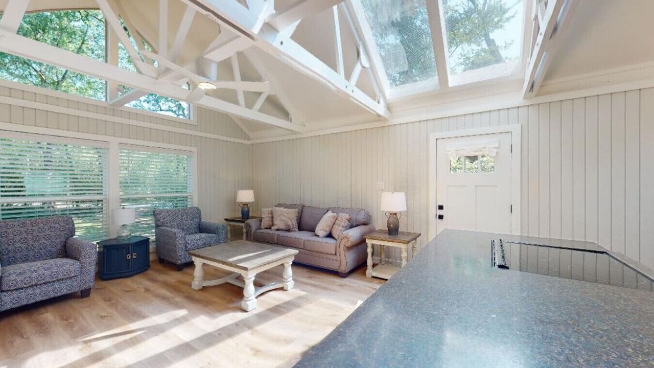 Photo of Livingroom in College Station