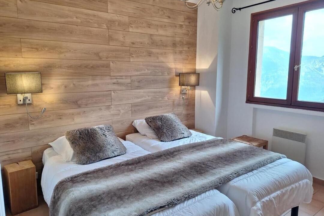 Photo of Bedroom in Utelle