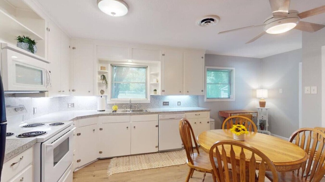 Photo of Kitchen in Navasota