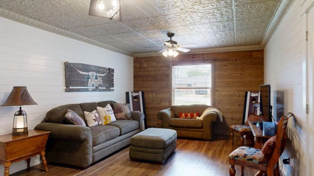 Photo of Livingroom in Bryan