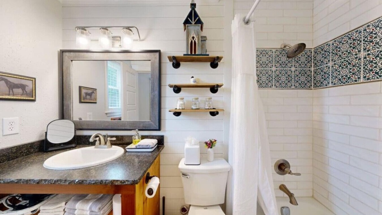 Photo of Bathroom in Bryan