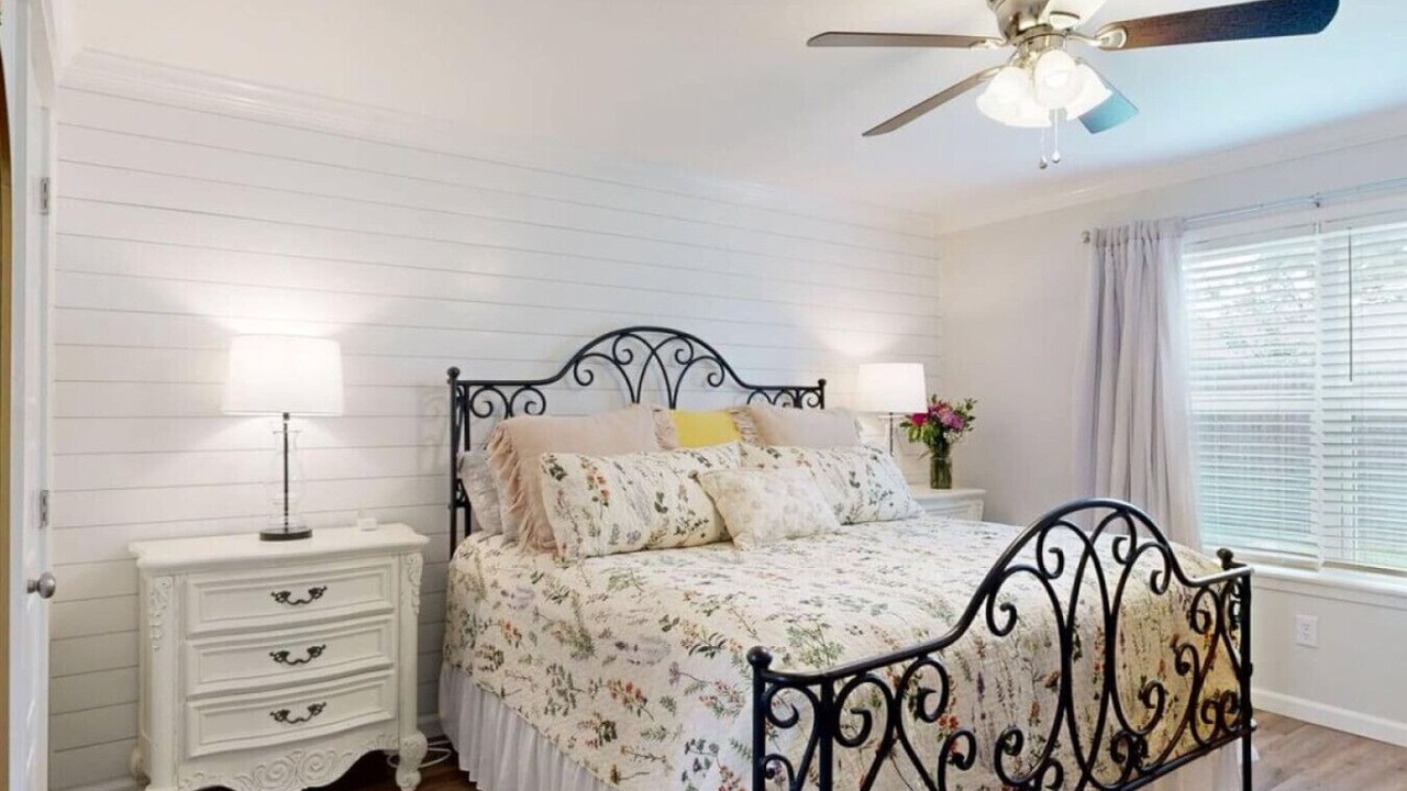 Photo of Bedroom in Bryan