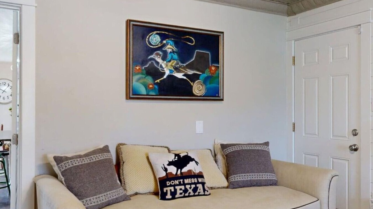 Photo of Livingroom in Bryan
