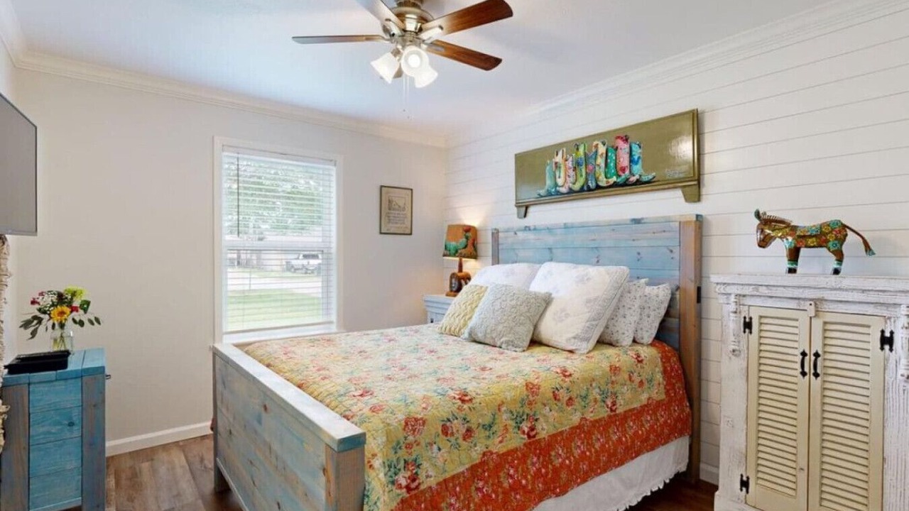 Photo of Bedroom in Bryan