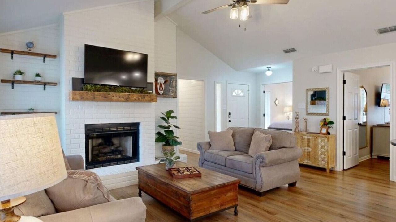 Photo of Livingroom in Blinn College-Bryan Campus