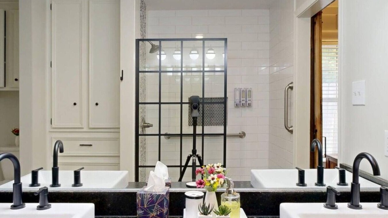Photo of Bathroom in Blinn College-Bryan Campus