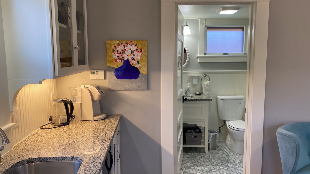Photo of Bathroom in King William