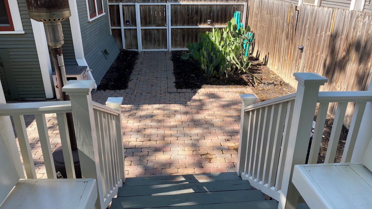 Photo of Outdoor in King William