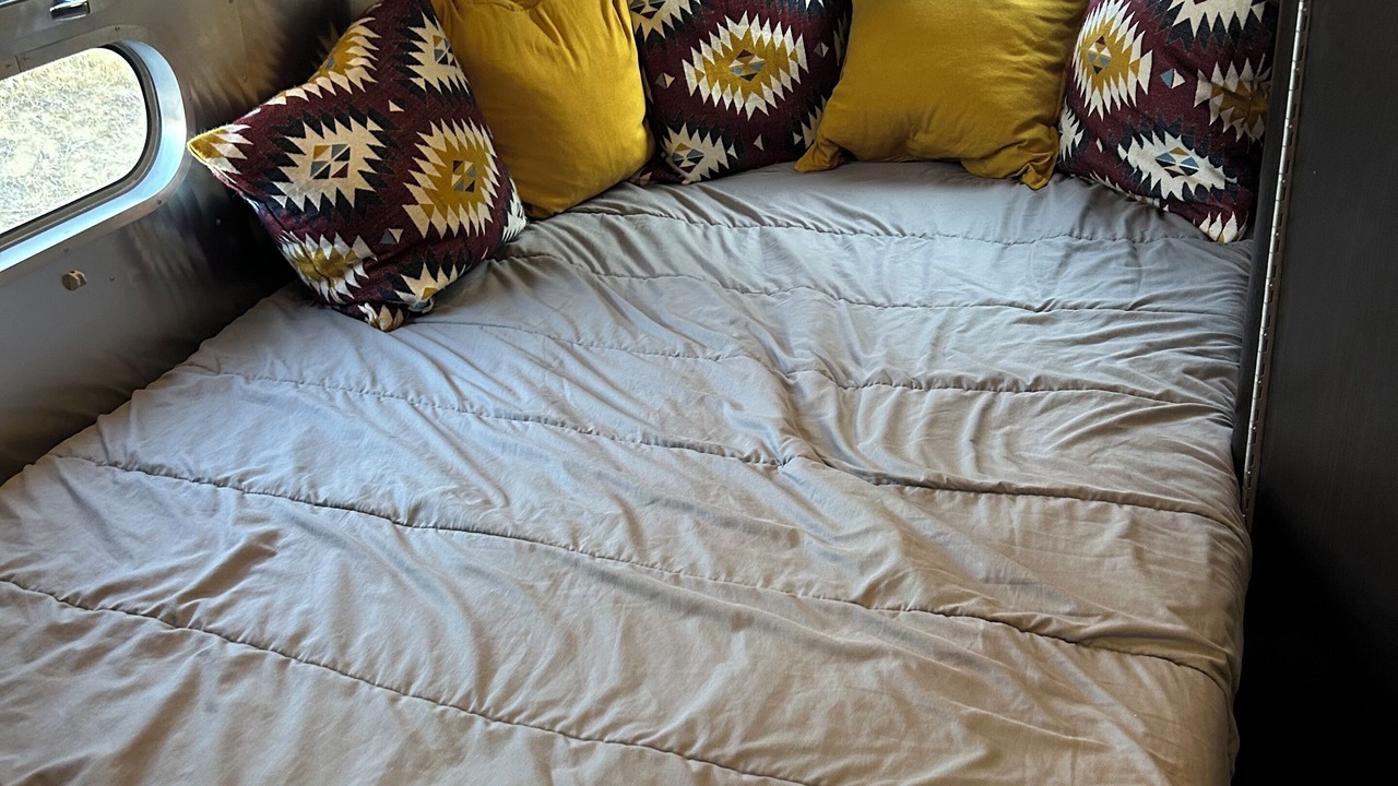 Photo of Bedroom in Sunland Estates