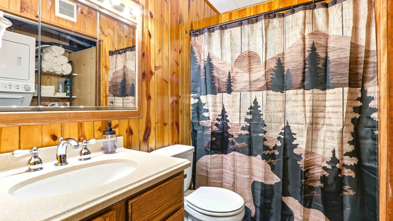 Photo of Bathroom in Nekoosa
