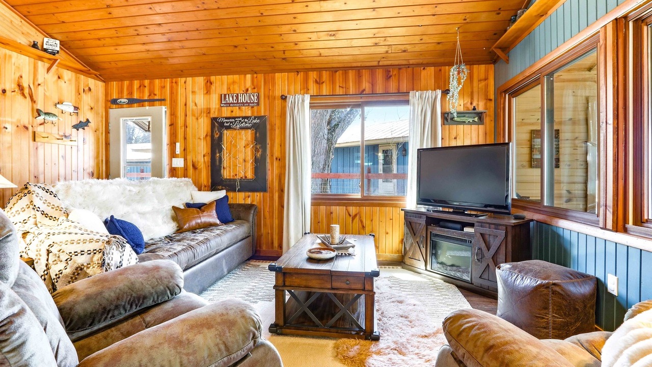 Photo of Bedroom in Nekoosa