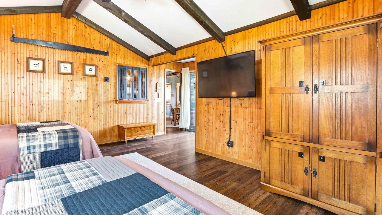 Photo of Bedroom in Nekoosa