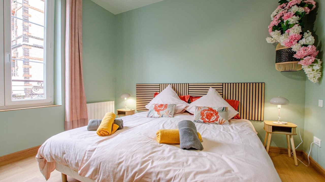 Photo of Bedroom in Sainte-Savine