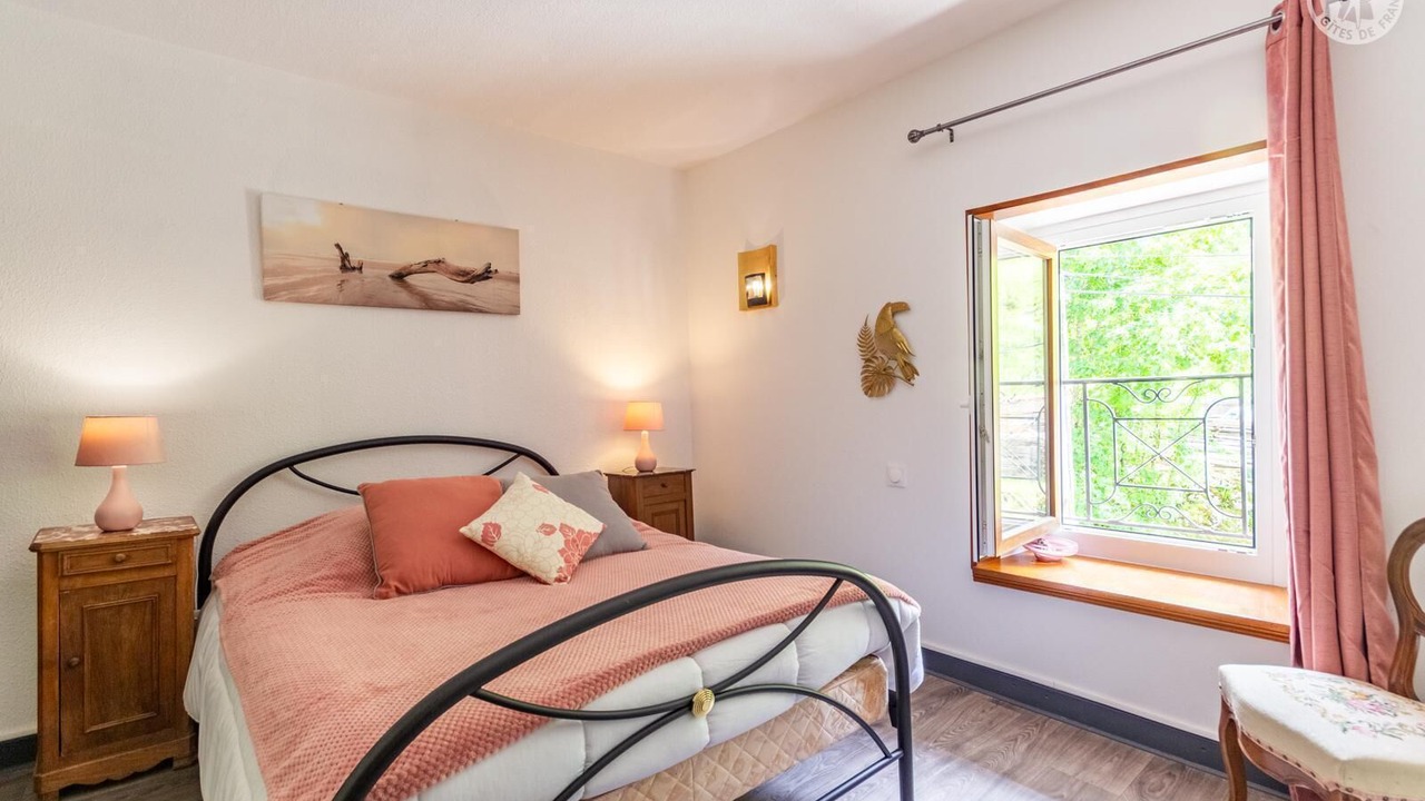 Photo of Bedroom in Saint-Pierre-d'Entremont