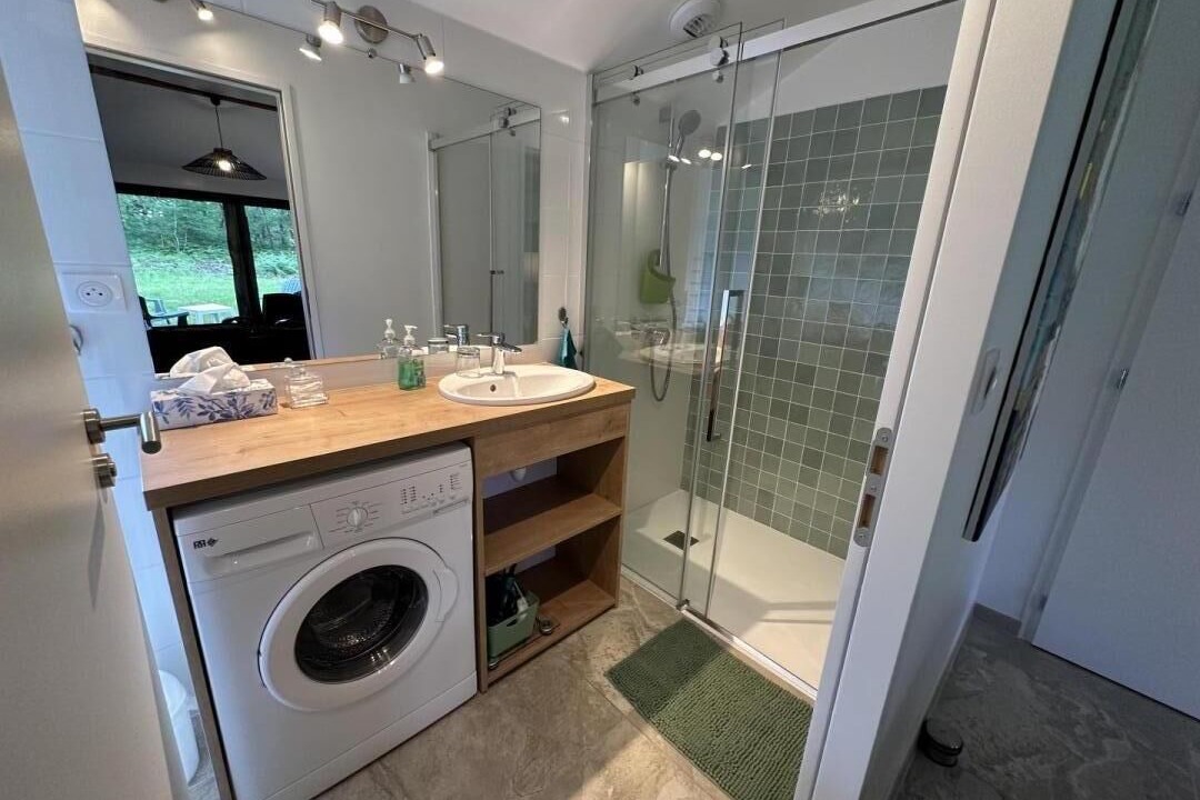 Photo of Bathroom in Labrit