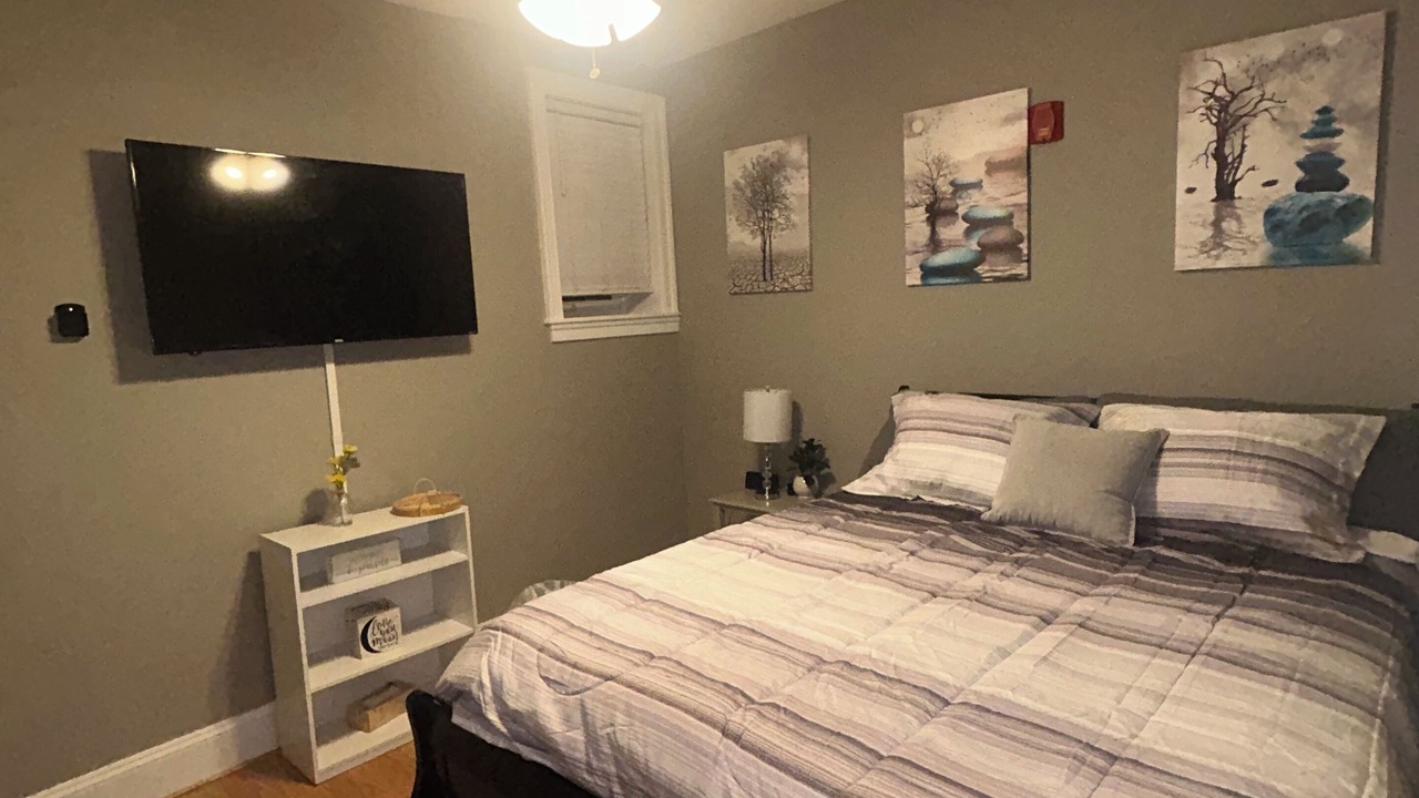 Photo of Bedroom in Bolton Hill
