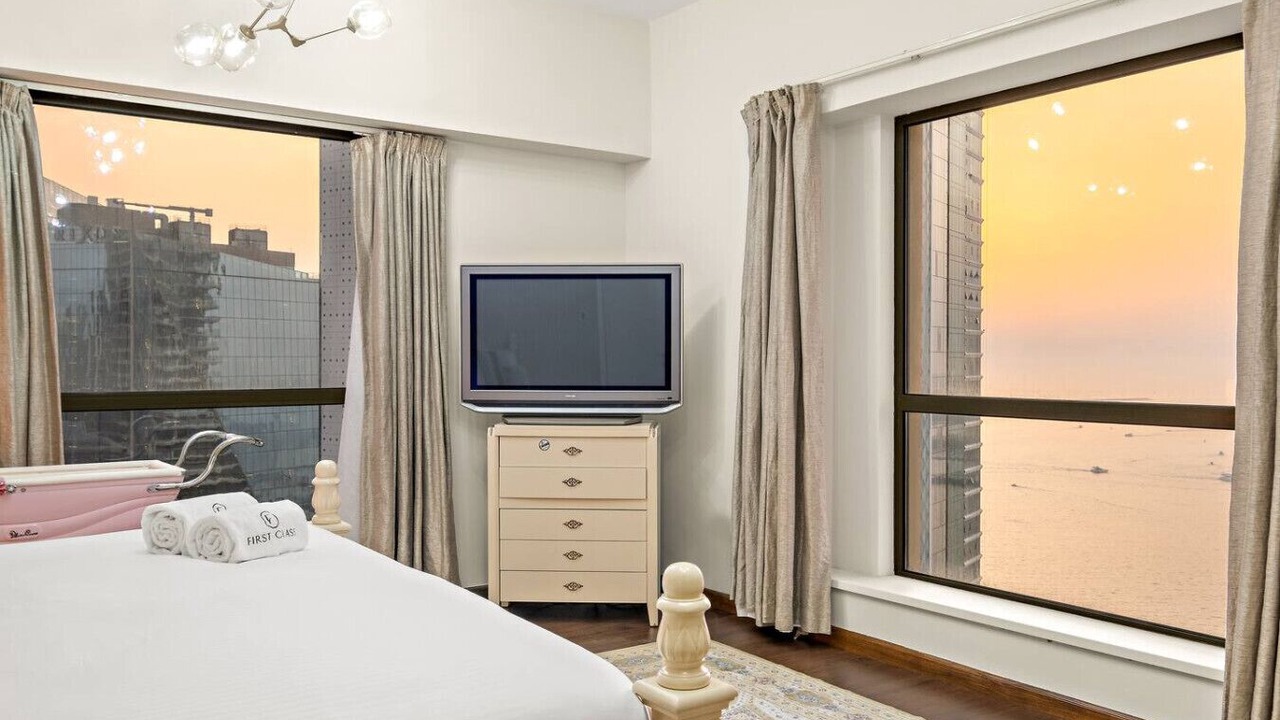 Photo of Bedroom in Jumeirah Beach Residence