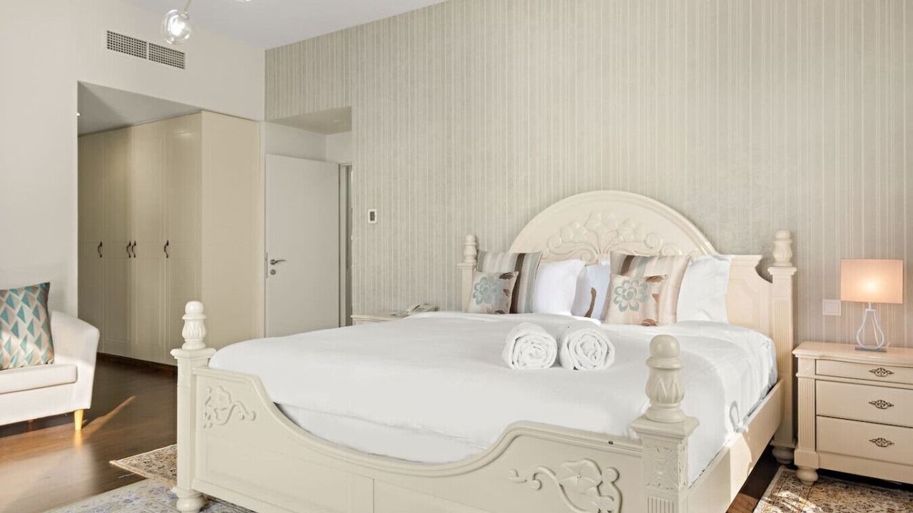 Photo of Bedroom in Jumeirah Beach Residence