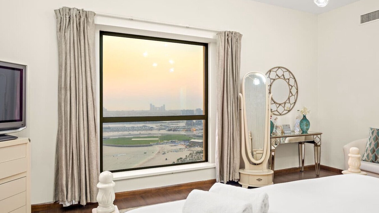 Photo of Bedroom in Jumeirah Beach Residence