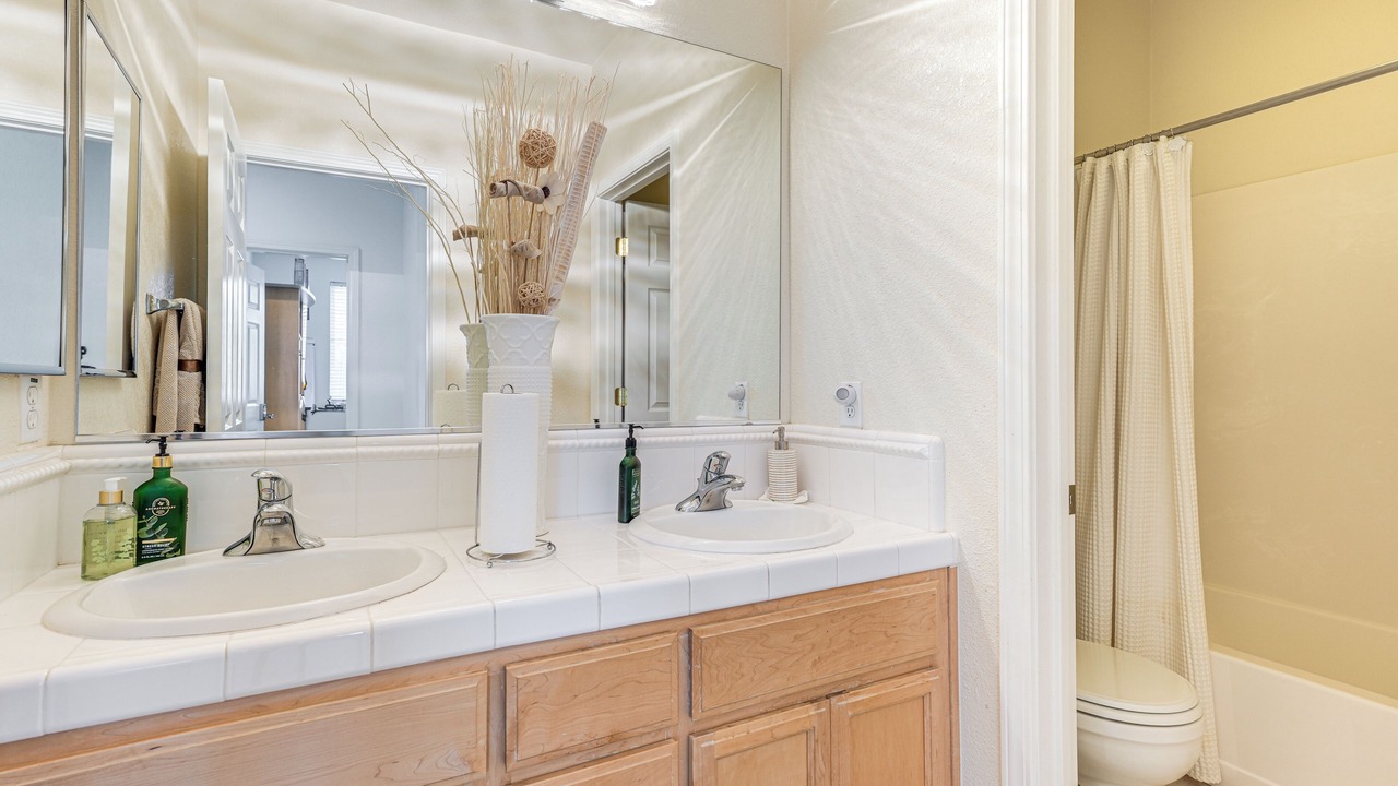 Photo of Bathroom in Tracy