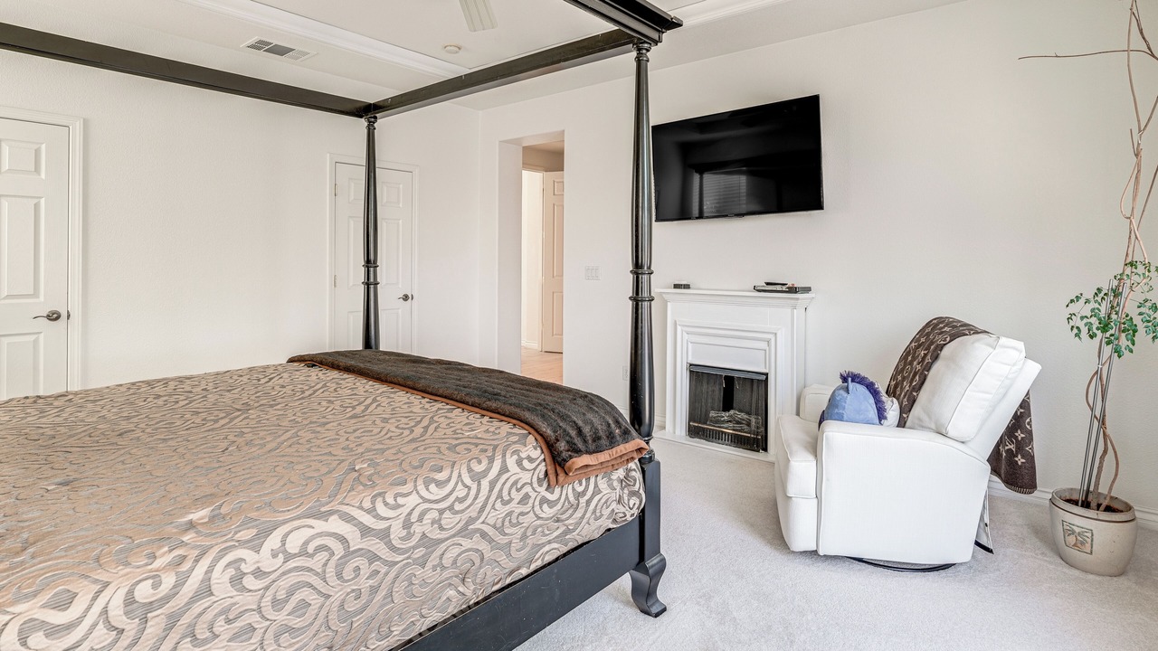 Photo of Bedroom in Tracy