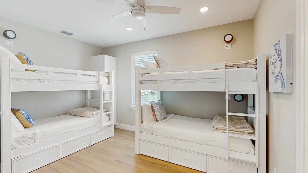 Photo of Bedroom in Rockport