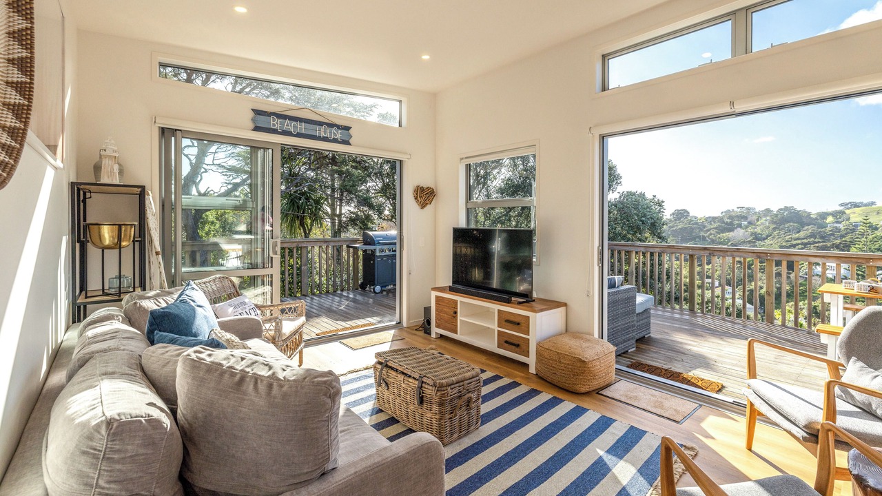 Photo of Livingroom in Palm Beach