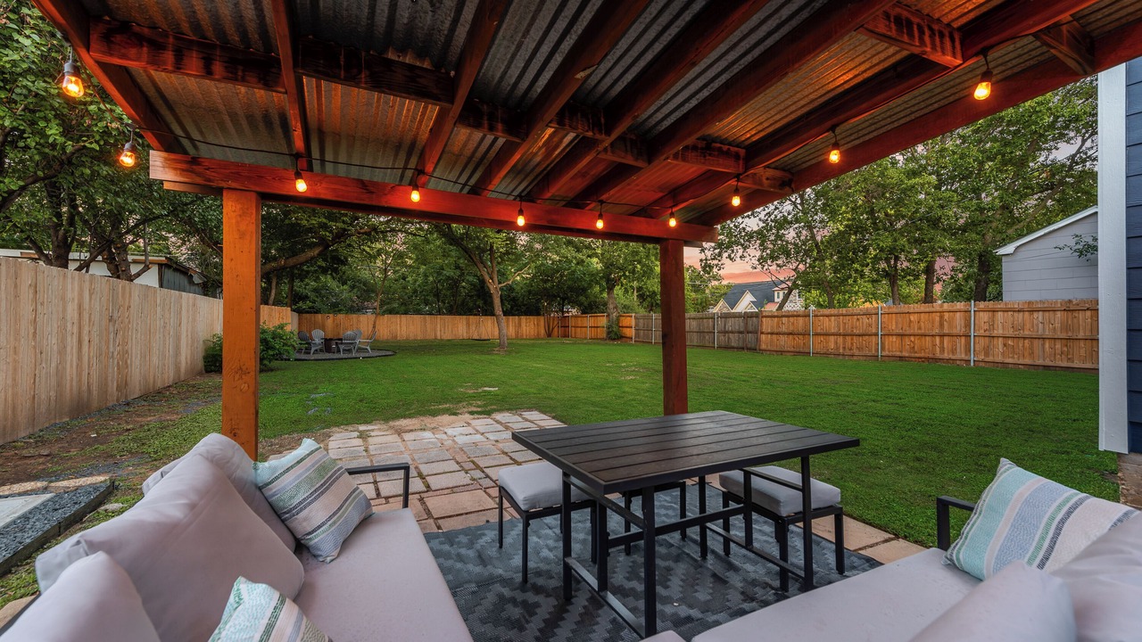Photo of Outdoor in Central Arlington